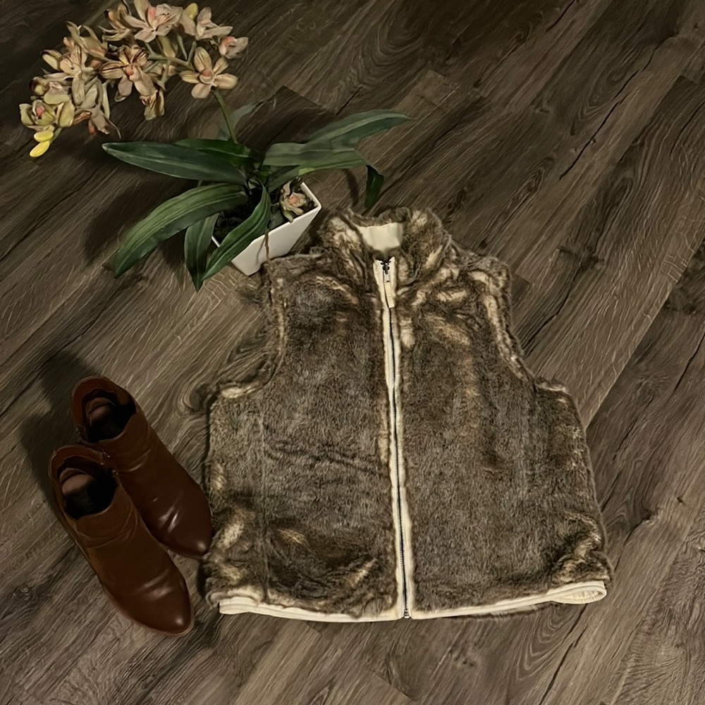 Charter Club, reversible, faux, fur vest, petite small